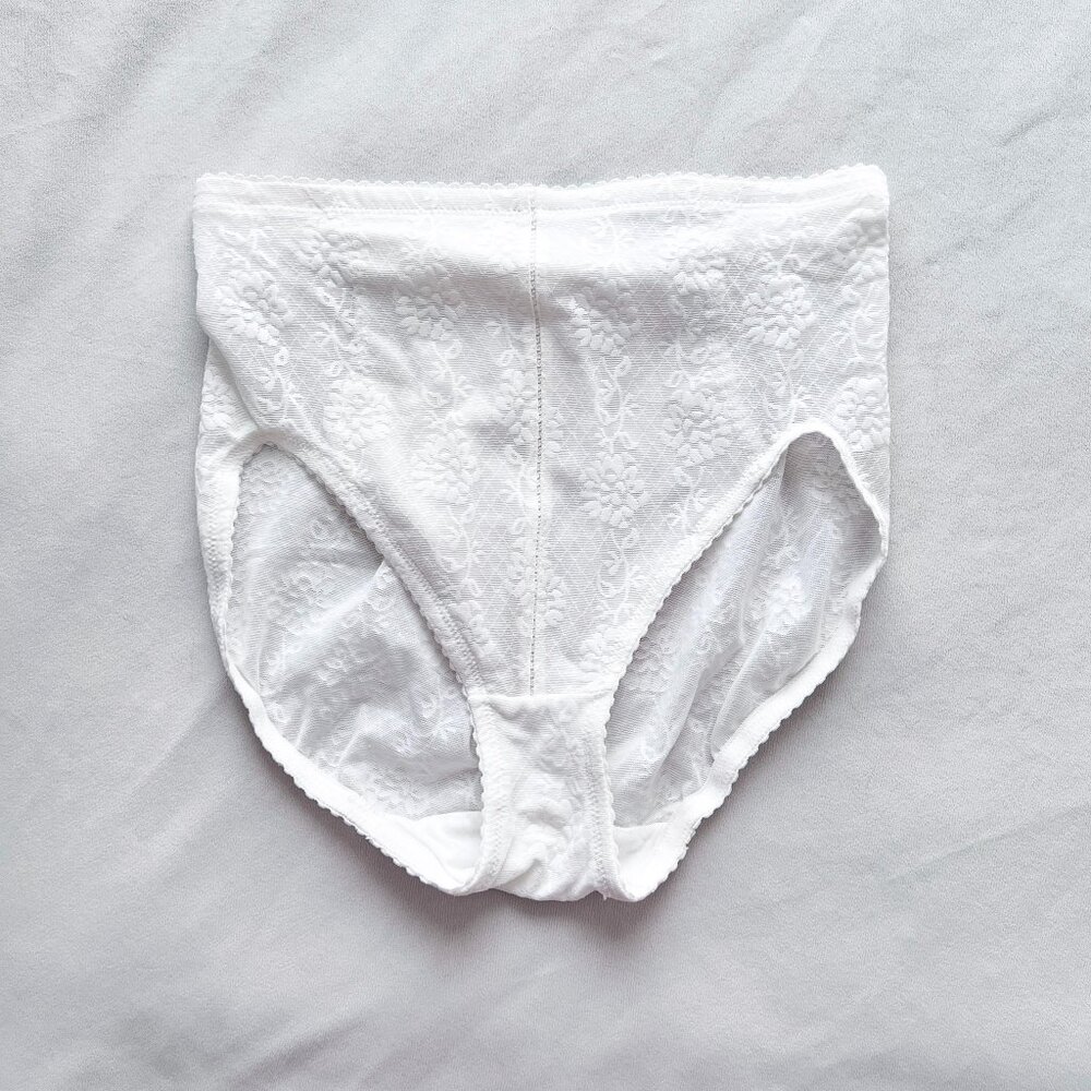 Vintage White Lace High Waisted Panties